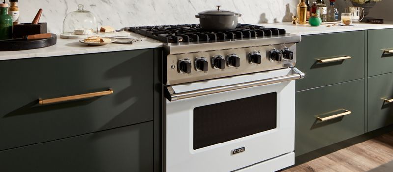 Luxury Kitchen Appliances Since 1984 - Viking Range, LLC
